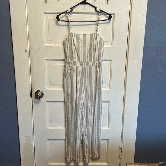 Forever 21 - Picture 1 of 7